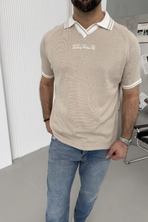 Bej Rengi Yakalı Sırt Baskılı Triko Tshırt GNG1001